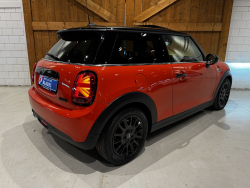 Mini Cooper 1.5 Apple carplay/Clima/Leder/Head up