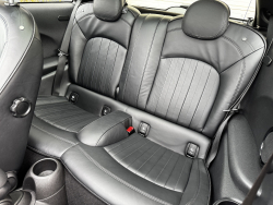 Mini Cooper 1.5 Apple carplay/Clima/Leder/Head up