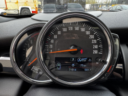 Mini Cooper 1.5 Apple carplay/Clima/Leder/Head up