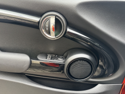 Mini Cooper 1.5 Apple carplay/Clima/Leder/Head up