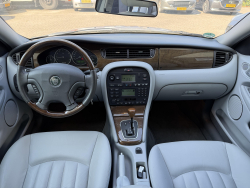 Jaguar X-Type 2.5 V6 Executive youngtimer nieuwstaat