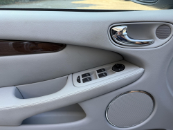 Jaguar X-Type 2.5 V6 Executive youngtimer nieuwstaat