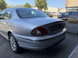Jaguar X-Type 2.5 V6 Executive youngtimer nieuwstaat