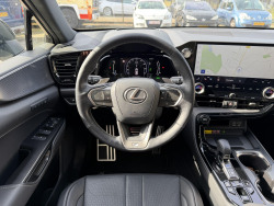 Lexus NX450H+